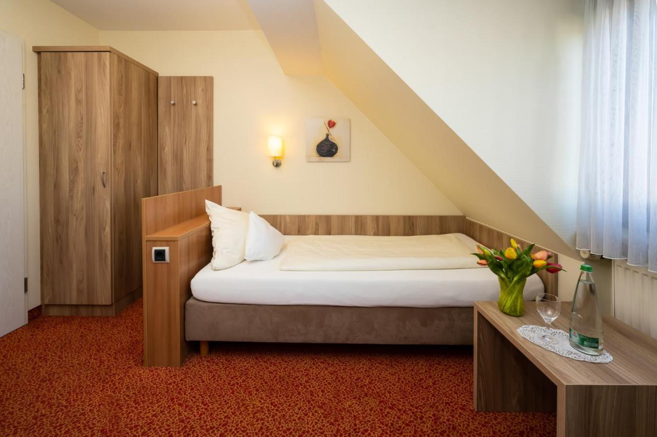 Ambient Hotel Am Europakanal Fürth Esterno foto