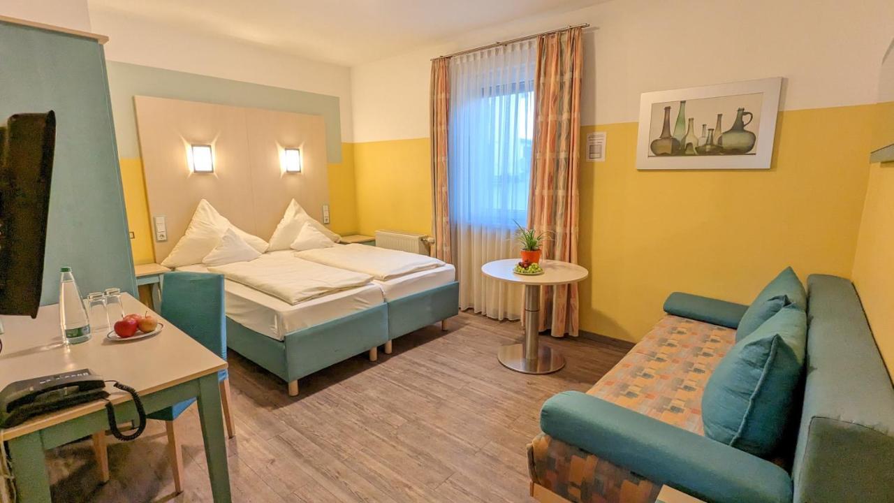 Ambient Hotel Am Europakanal Fürth Esterno foto
