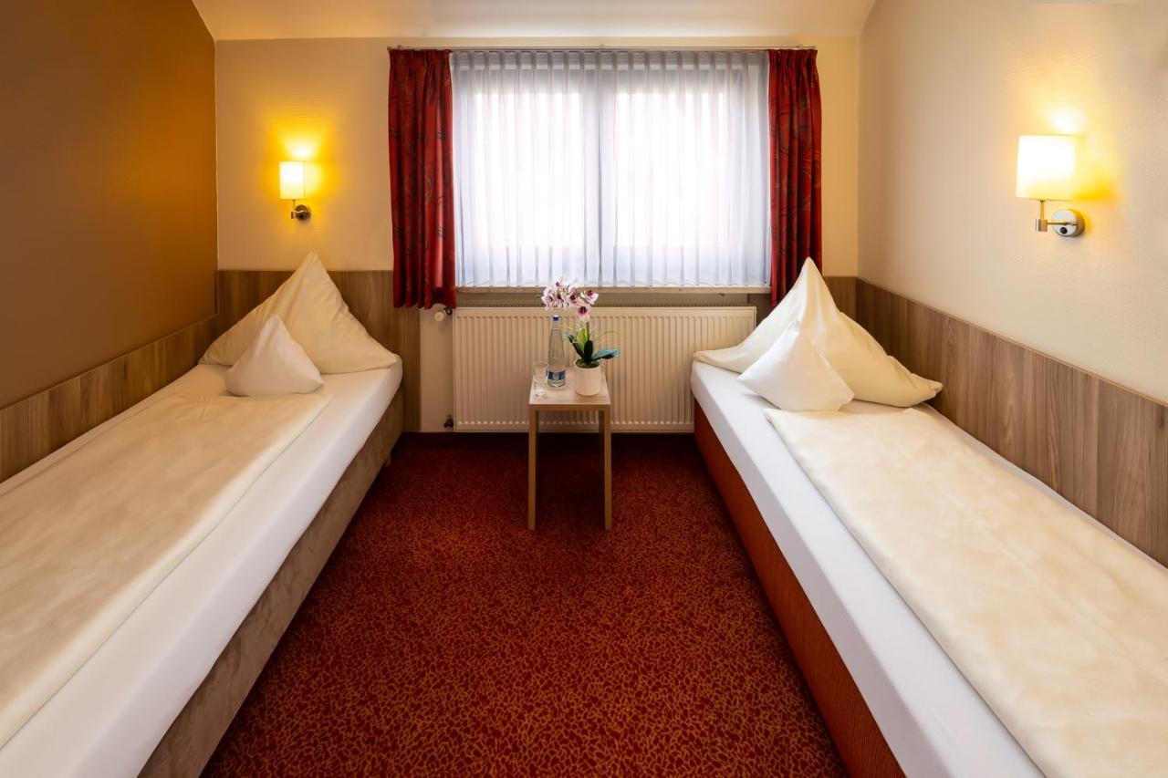 Ambient Hotel Am Europakanal Fürth Esterno foto