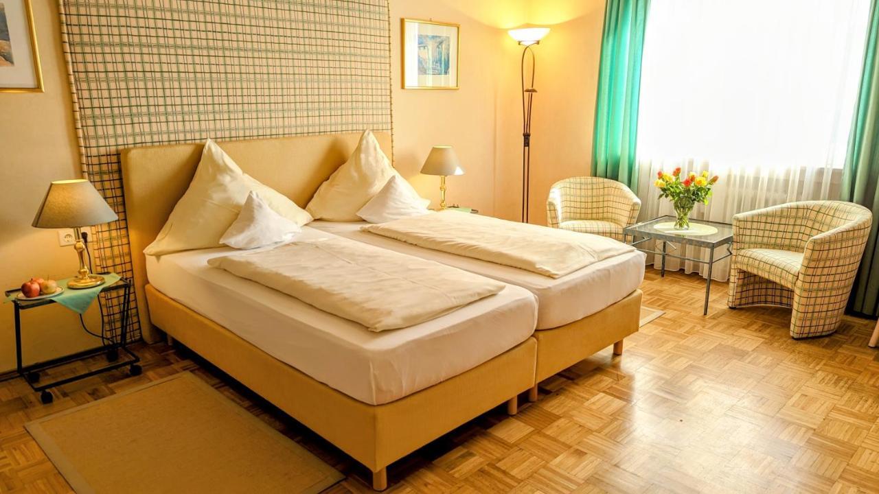 Ambient Hotel Am Europakanal Fürth Esterno foto