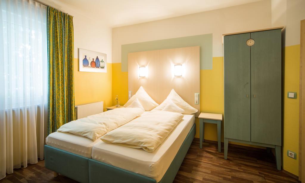 Ambient Hotel Am Europakanal Fürth Esterno foto